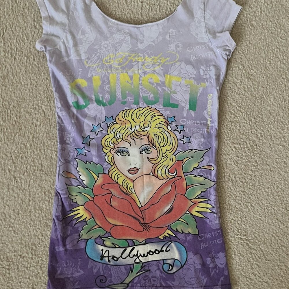 NWOT Ed Hardy Y2K Hollywood Sunset Girl Off Shoulder T-Shirt Purple Lavender Lg